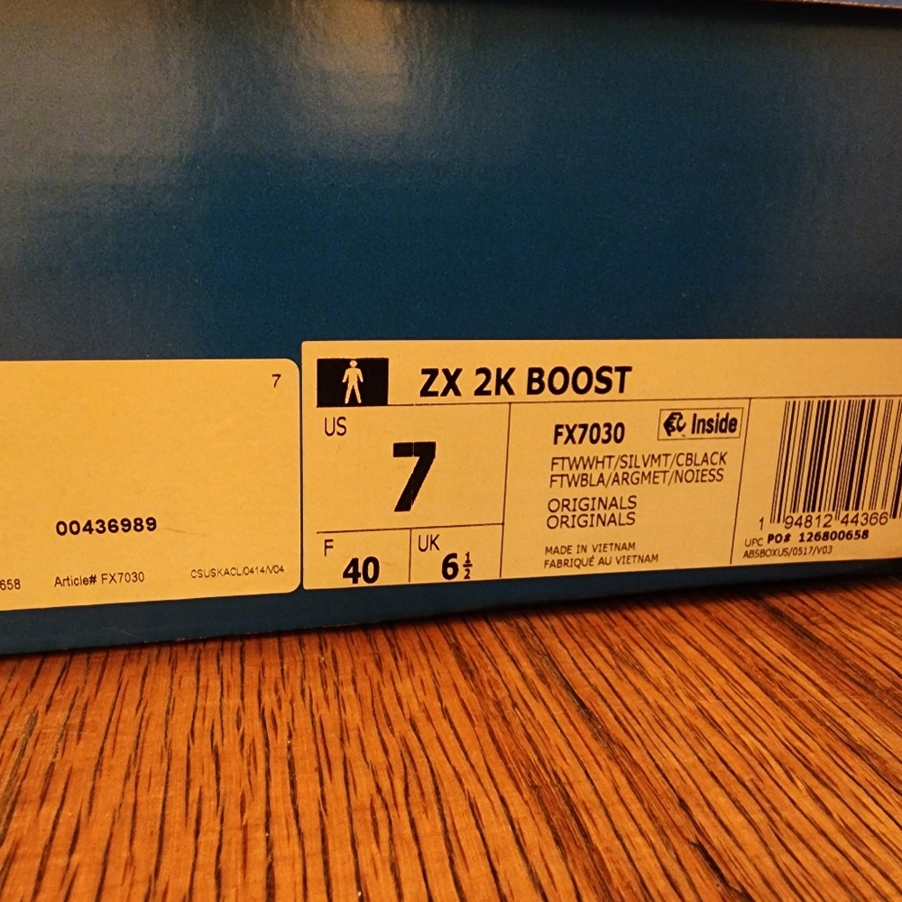 Adidas Boost - Picture 6 of 9